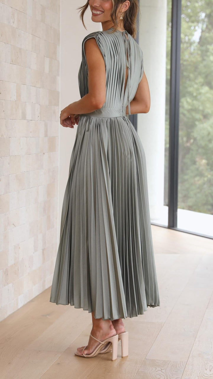 MADISYN - VESTIDO CON FALDA PLISADA Y ESCOTE EN V FLUIDO