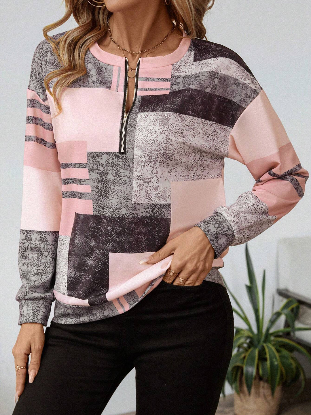 LOTTIE - SUDADERA CON ENCANTO DELICADO