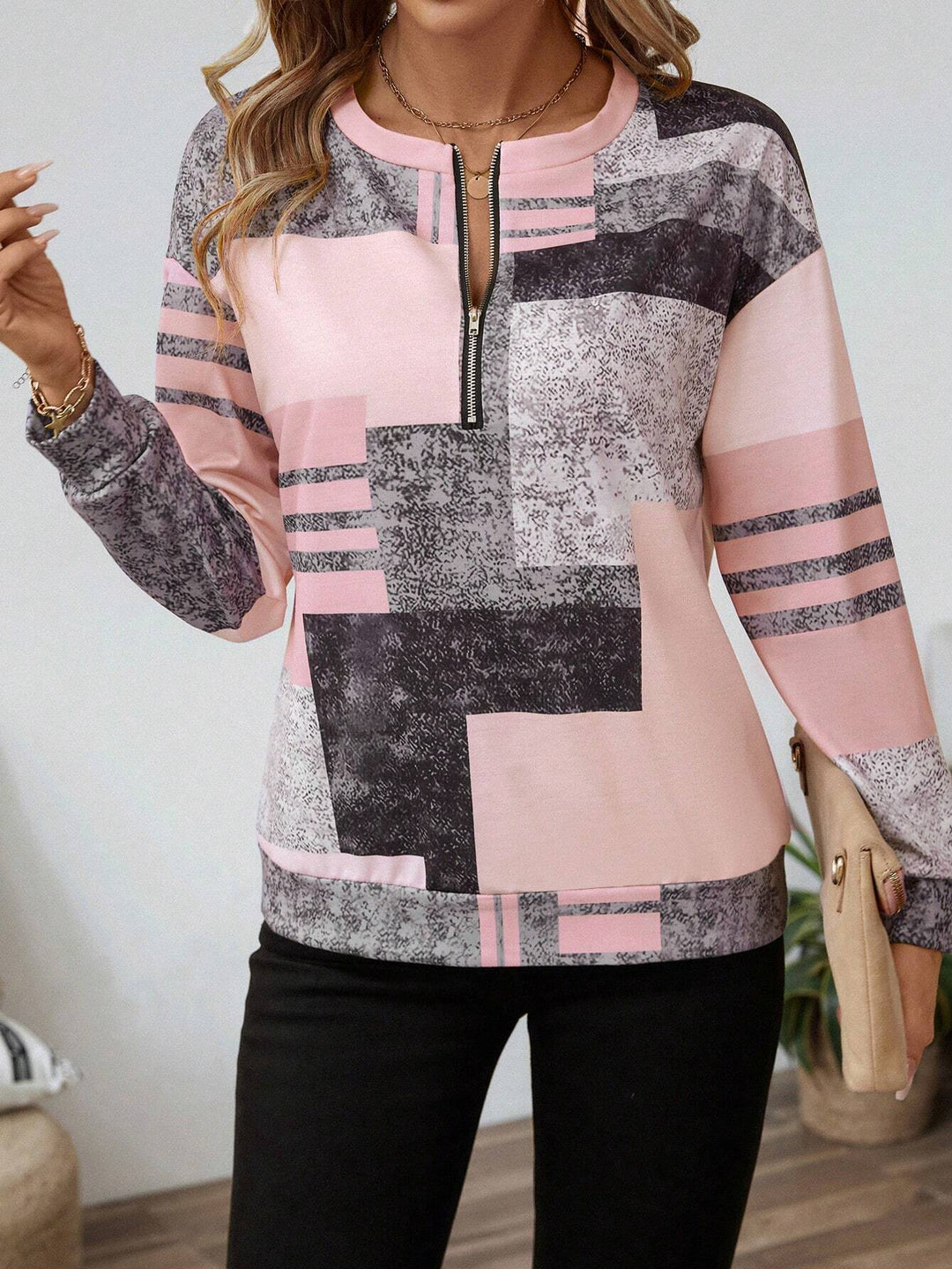 LOTTIE - SUDADERA CON ENCANTO DELICADO