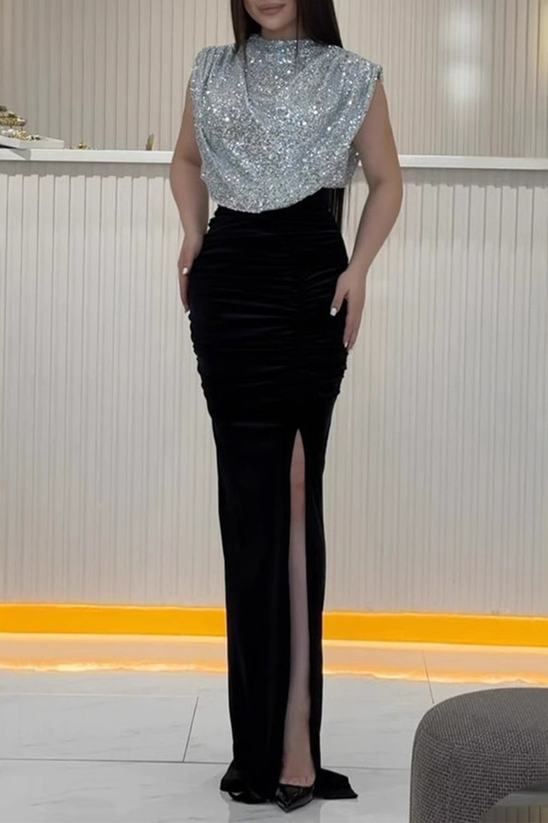 CATE - VESTIDO GLAMUROSO CON ABERTURA Y LENTEJUELAS CON CUELLO ALTO MEDIO