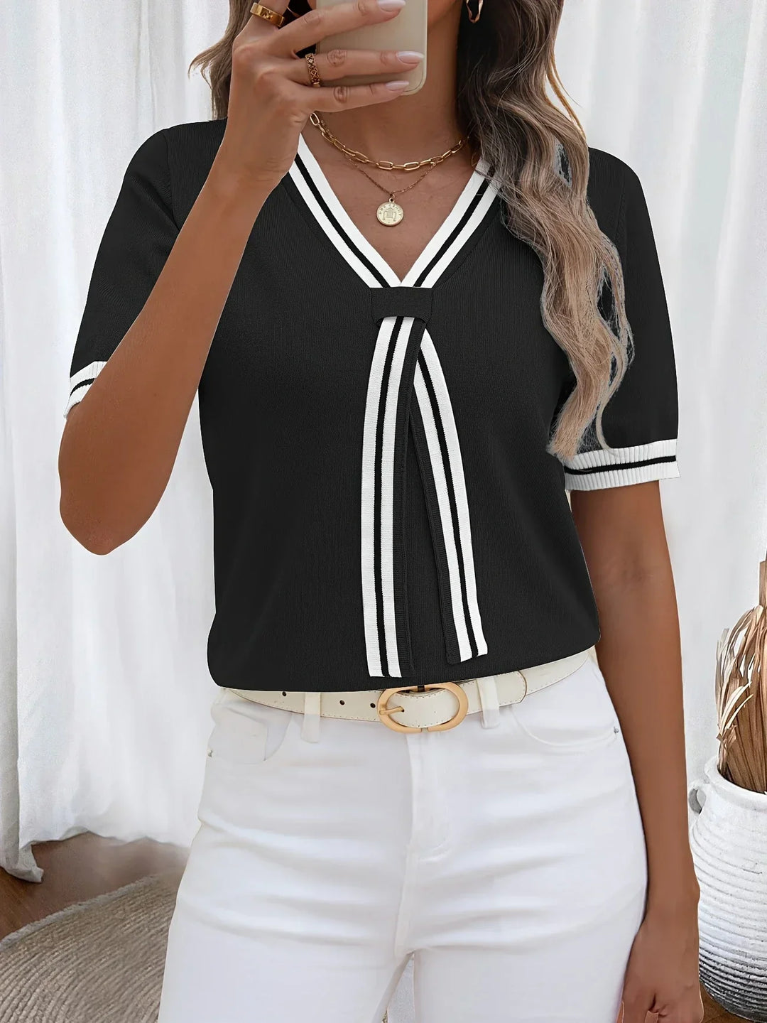 CLAUDE - TOP DE ELEGANCIA ACOGEDORA CON ESCOTE EN V
