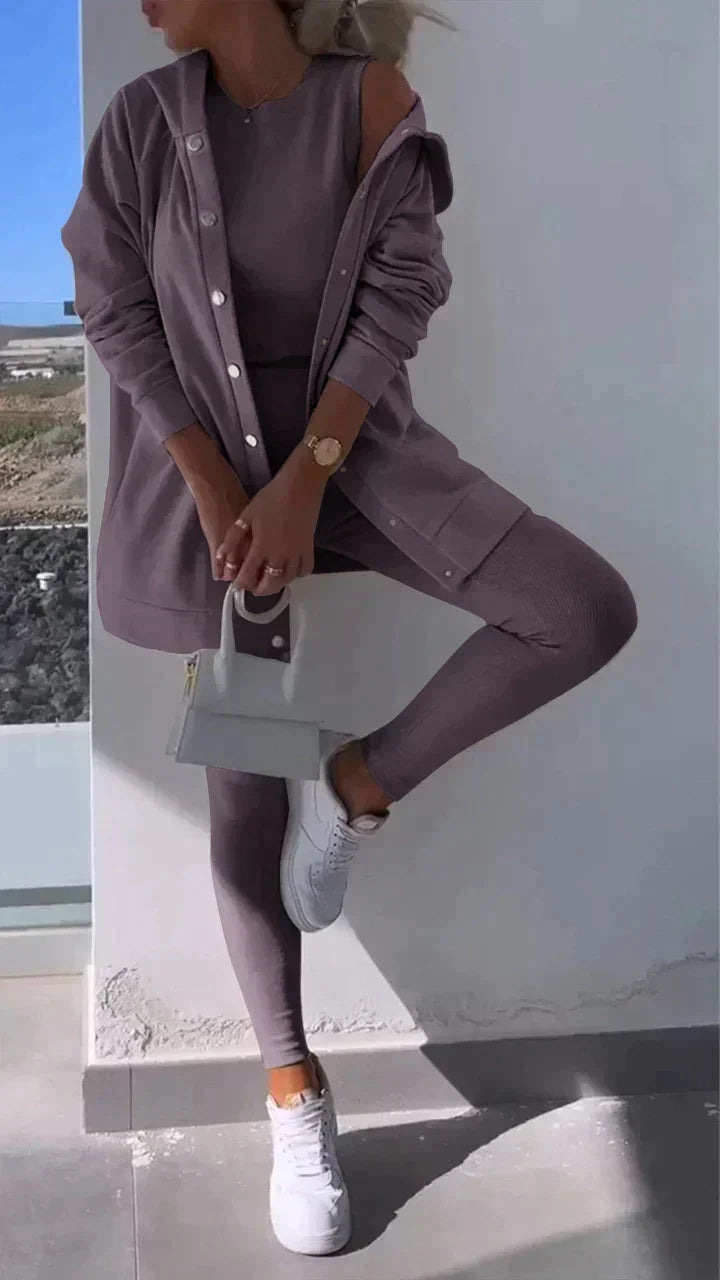 MIKAYLA - CONJUNTO ELEGANTE DE TRES PIEZAS