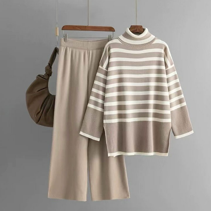 Avery™ - Conjunto de 2 Piezas con Cuello Alto y Estilo