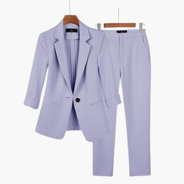 KARYLLE - CONJUNTO CORPORATIVO SOFISTICADO