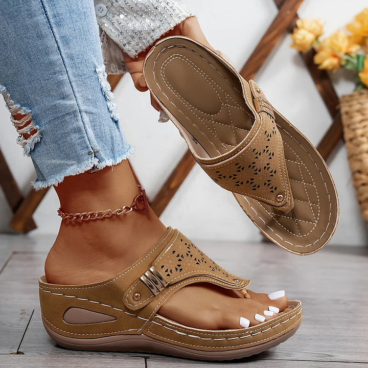 KATIARA - SANDALIAS CUÑA ELEGANTES Y CÓMODAS