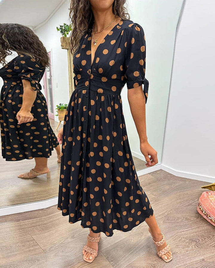 SAINTCLAIR - VESTIDO SWEETHEART CON ESCOTE EN V PROFUNDO Y LUNARES