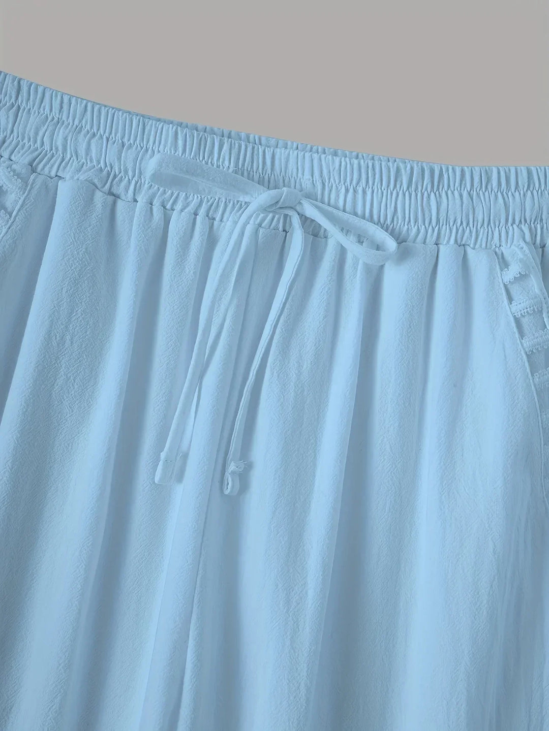 TRIXIE - PANTALONES CORTOS DE LÍNEA MODERNA
