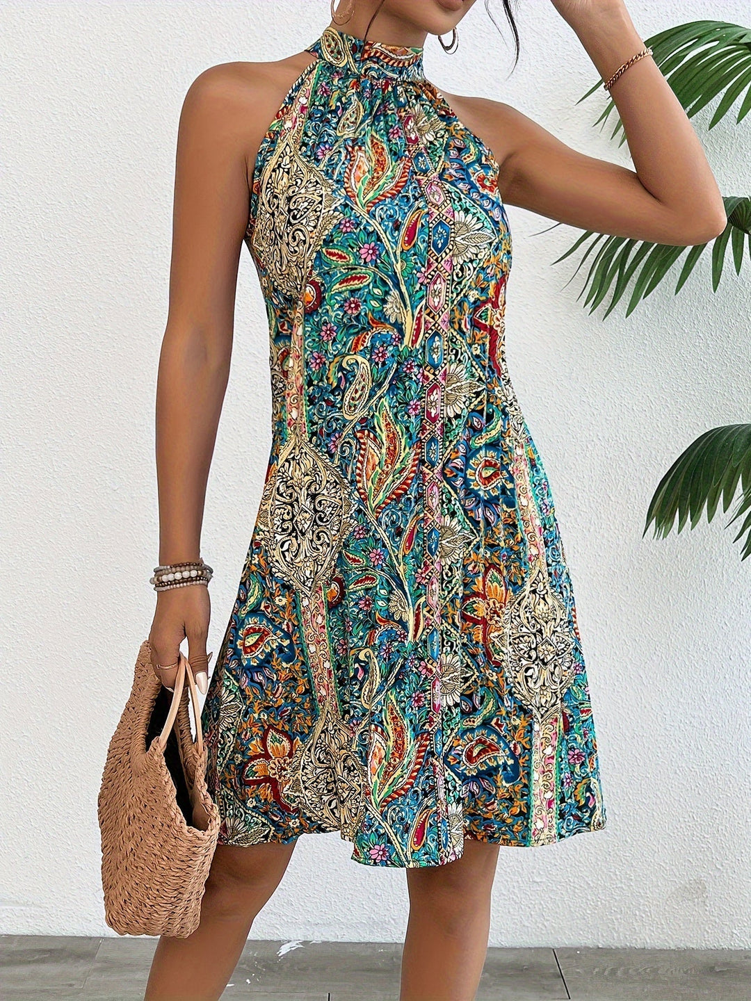 LEILANI - VESTIDO GLAMOROSO CON CUELLO HALTER