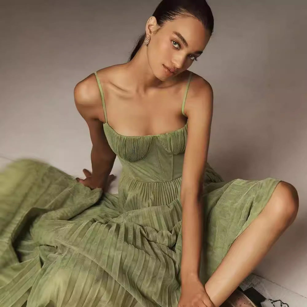 FARMA - VESTIDO MIDI PLISADO SIN TIRANTES