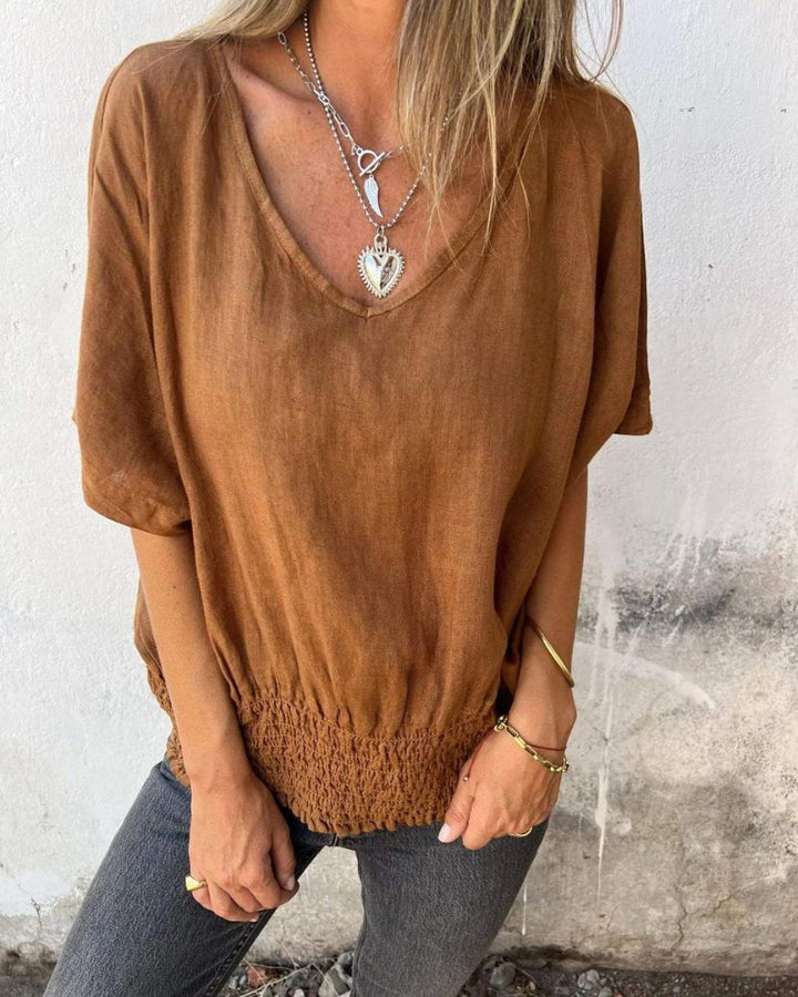 MELINA - CAMISETA CUELLO EN V AJUSTADO
