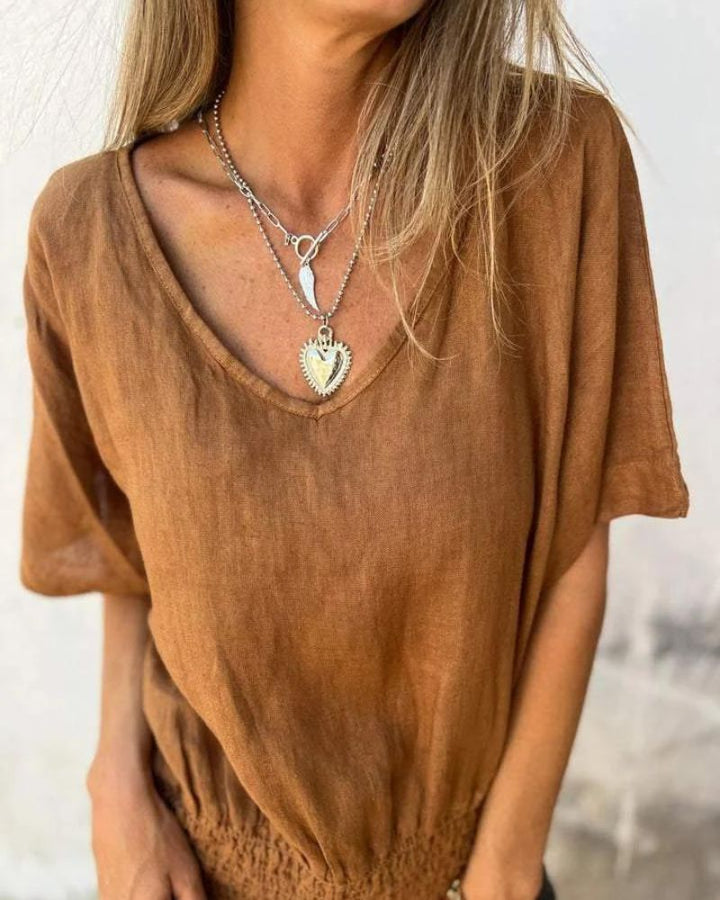 MELINA - CAMISETA CUELLO EN V AJUSTADO