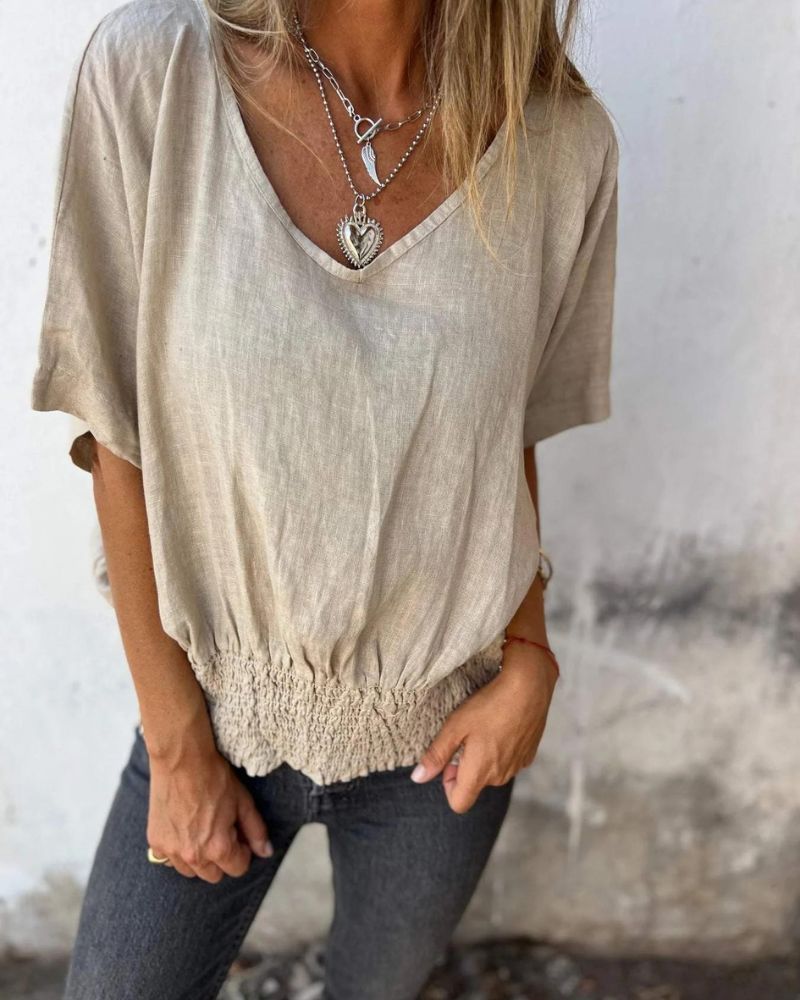 MELINA - CAMISETA CUELLO EN V AJUSTADO