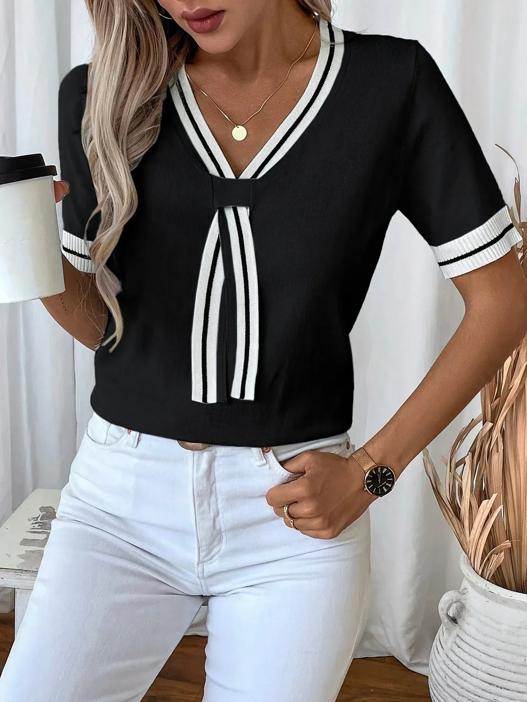 CLAUDE - TOP DE ELEGANCIA ACOGEDORA CON ESCOTE EN V