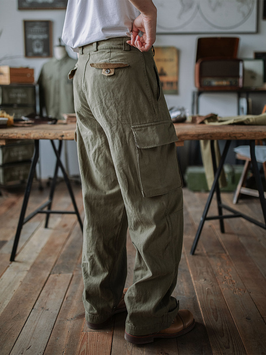 LEVI - PANTALONES DE SARGA ESPIGA ESTILO MILITAR