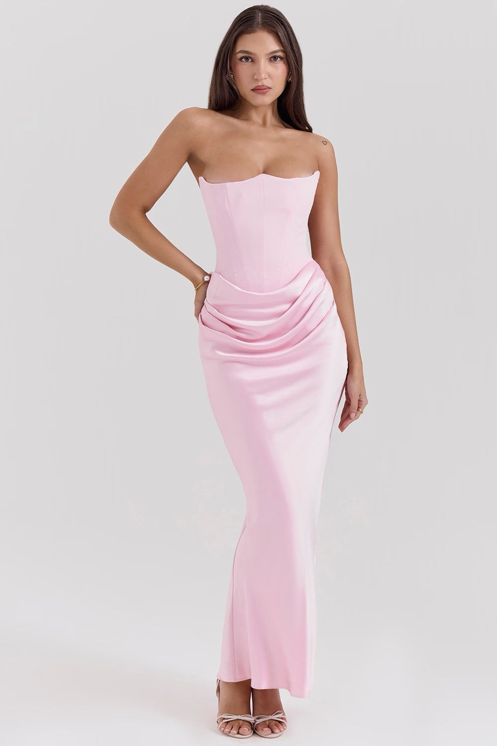 Hera - Elegante Vestido de Fiesta Retro Sin Tirantes de Color Sólido