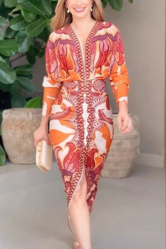 EUGENIA - VESTIDO CON ESTAMPADO INSPIRADO EN BRASIL, FRUNCIDO Y CON ABERTURA