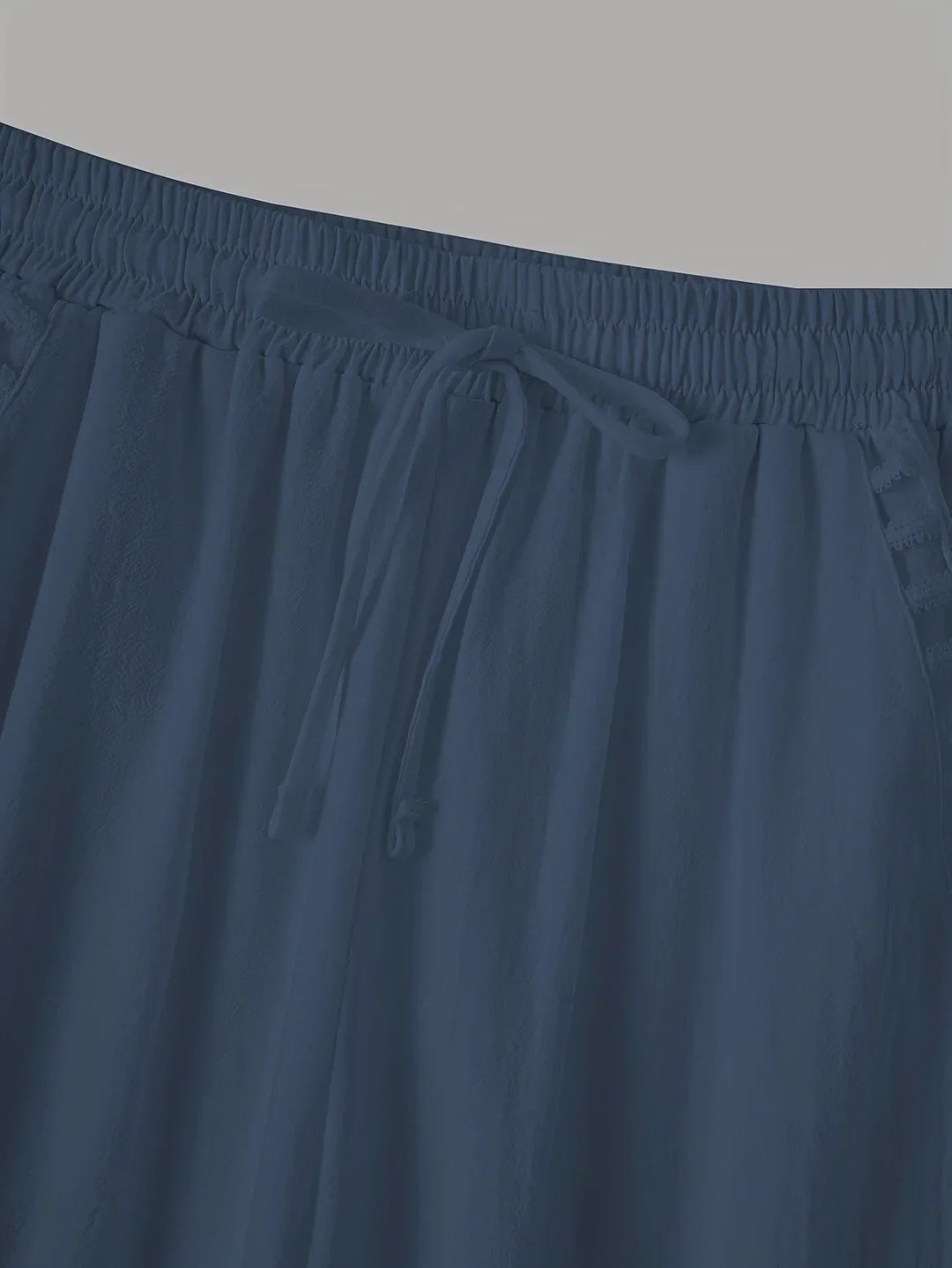TRIXIE - PANTALONES CORTOS DE LÍNEA MODERNA