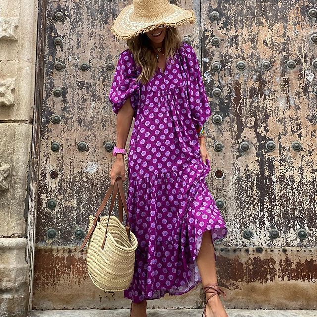 PATSI - VESTIDO CON HOMBROS ABULLONADOS