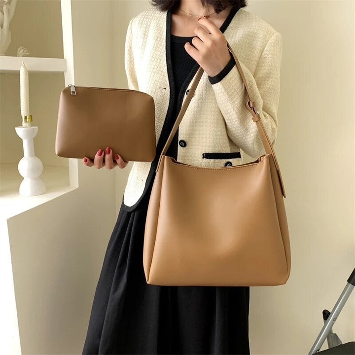 BELLA - BOLSO ESPACIOSO