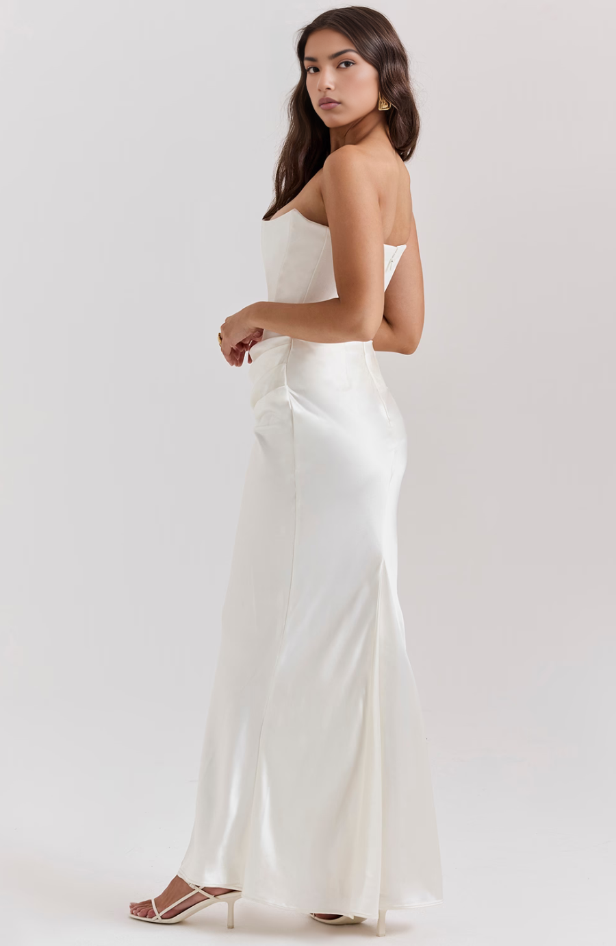 Hera - Elegante Vestido de Fiesta Retro Sin Tirantes de Color Sólido