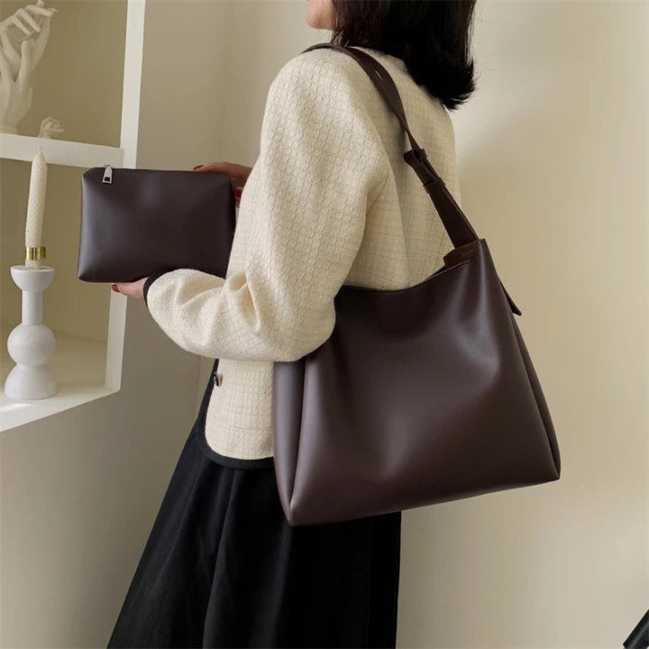 BELLA - BOLSO ESPACIOSO