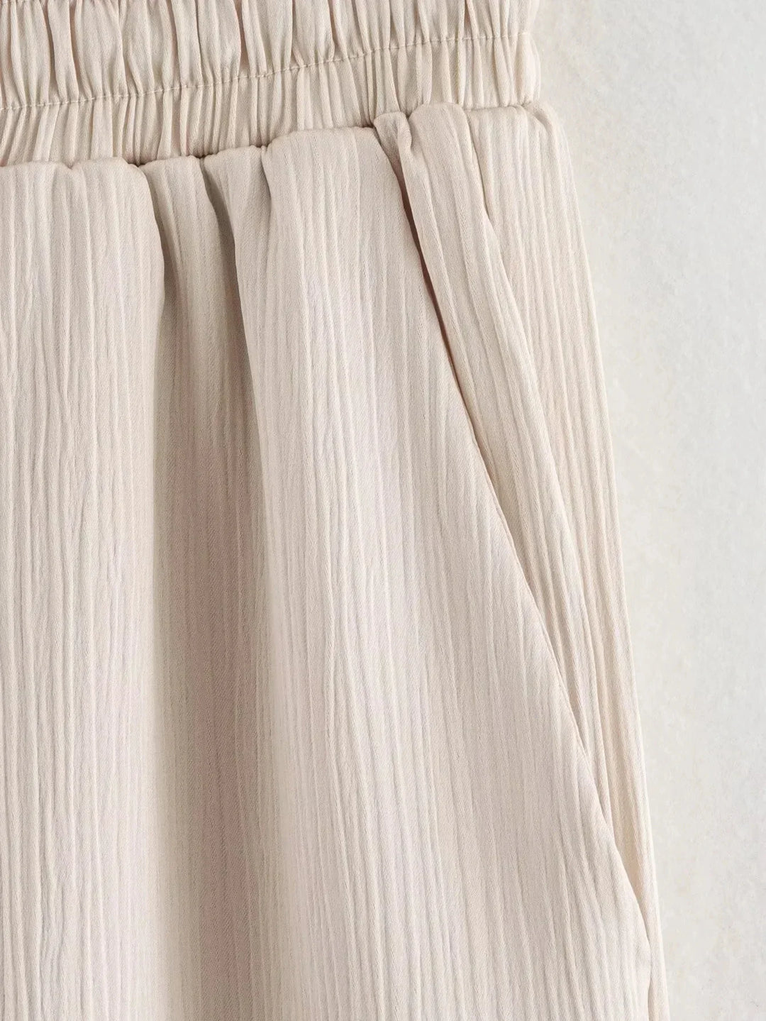 JOAN - PANTALONES RECTOS CON EFECTO ARRUGADO CHIC