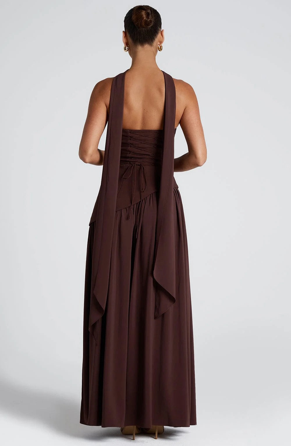 VESTIDO ELEGANCIA AL ATARDECER HORA DORADA
