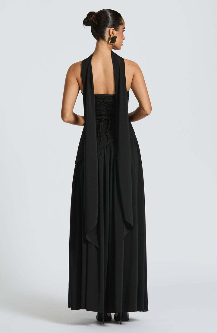 VESTIDO ELEGANCIA AL ATARDECER HORA DORADA