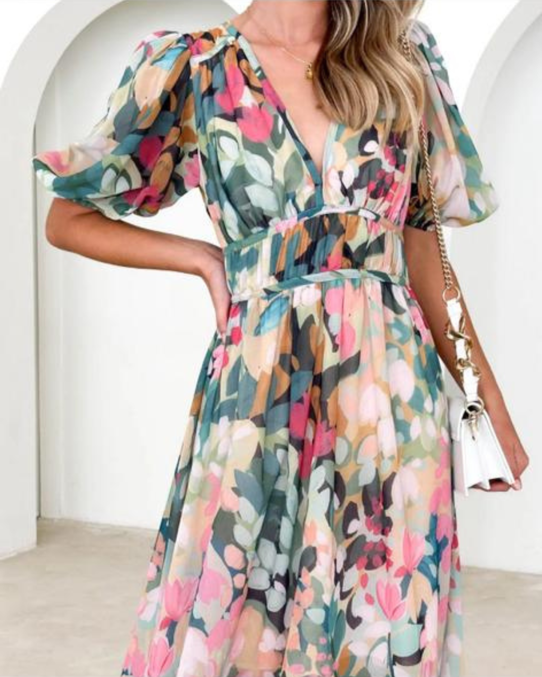 JASHMINE - VESTIDO FLORAL DE LARGO MEDIO