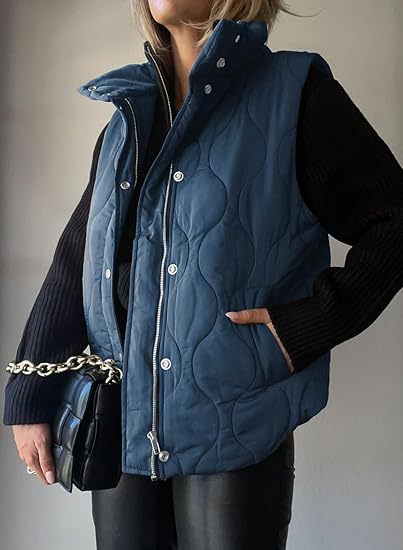 PAMU - CHALECO ACOLCHADO CON CUELLO CHIC CITY