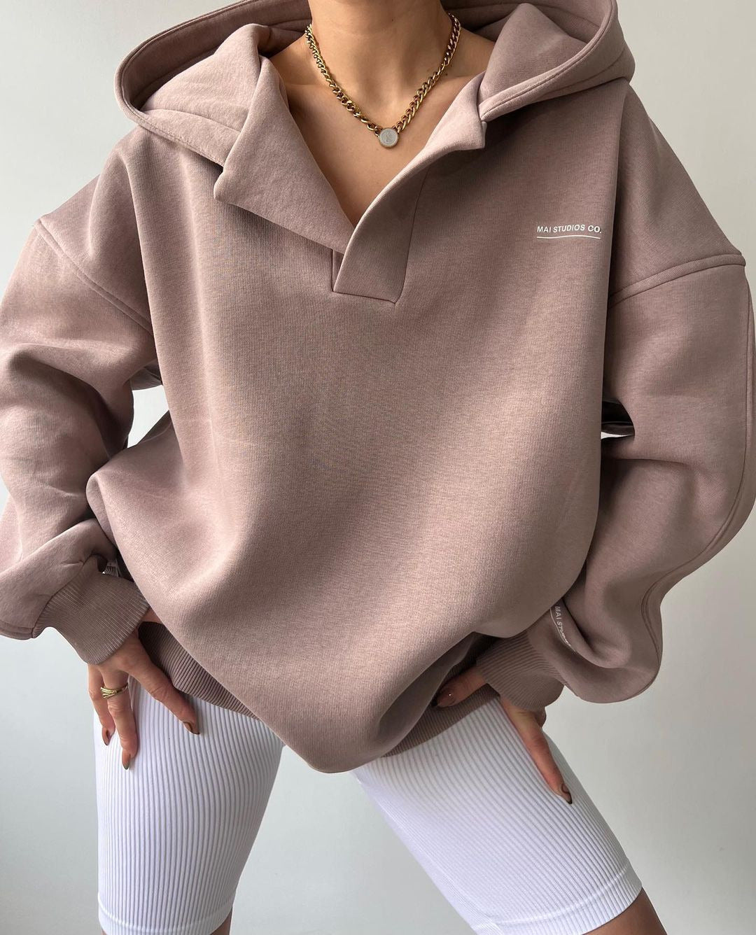 CYNTHIA - SUDADERAS OVERSIZE CÁLIDAS CON CAPUCHA