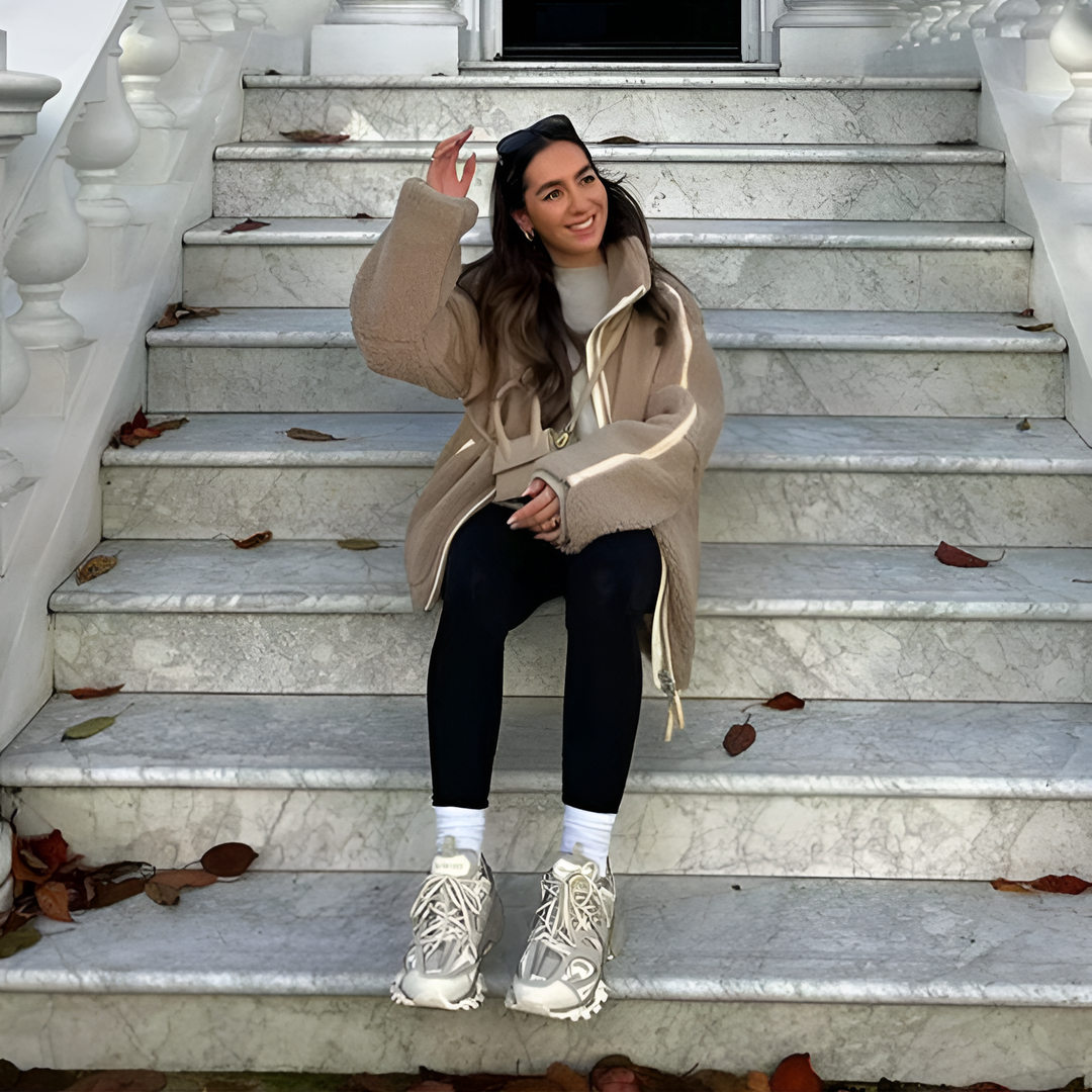 AKISHA - ABRIGO REINA DE LA NIEVE