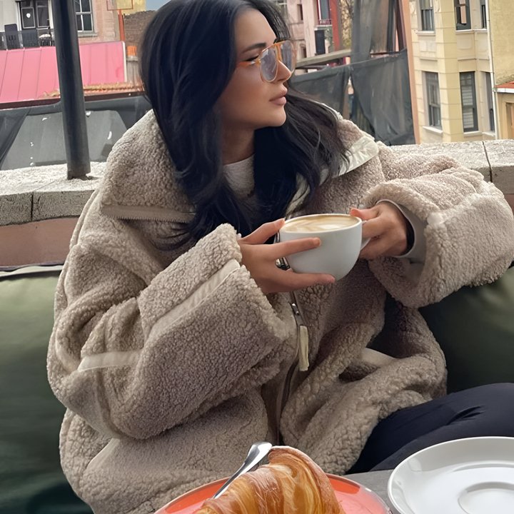 AKISHA - ABRIGO REINA DE LA NIEVE