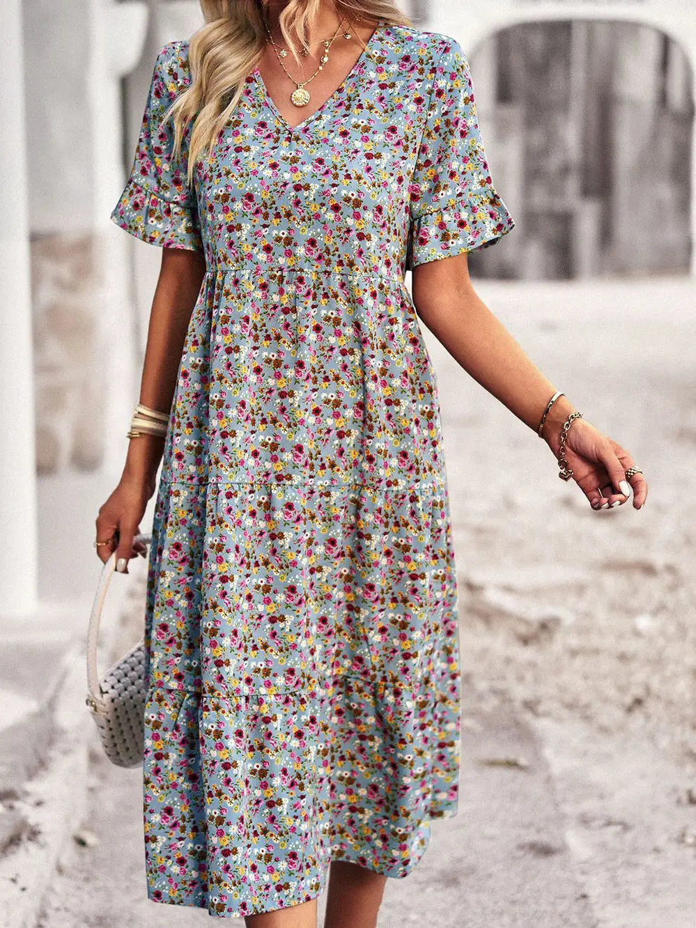 PAULA - VESTIDO FLORAL ELEGANTE CON ESCOTE EN V