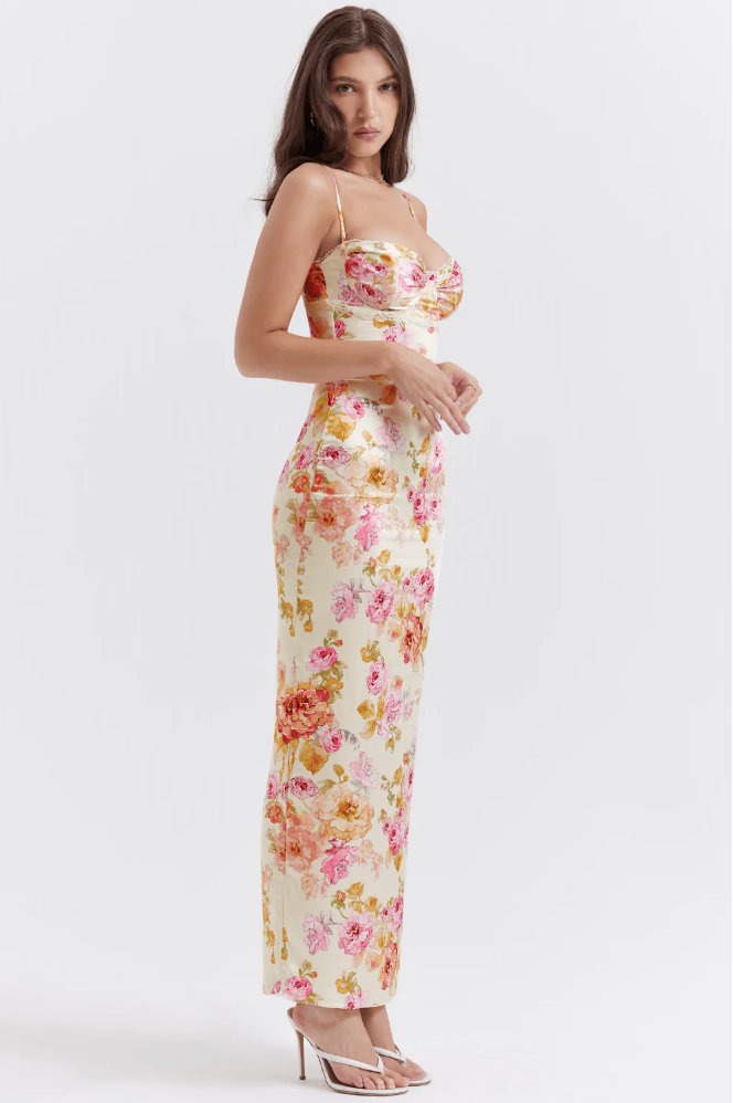 Selene - Encantador Vestido Floral con Tirantes Finos
