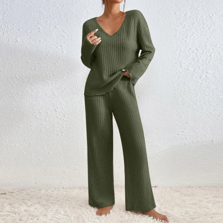 BLANCA - EL CONJUNTO MINIMALISTA DE ROPA CÓMODA