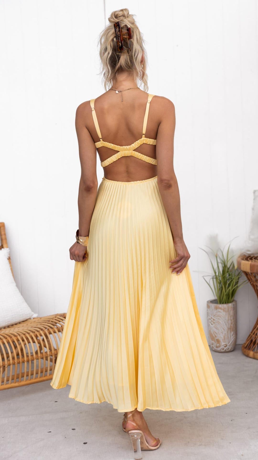 CHERRY - VESTIDO MAXI PLISADO ELEGANTE