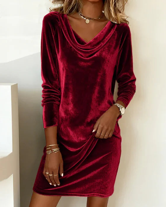 LILIANA – VESTIDO DE TERCIOPELO RELAJADO