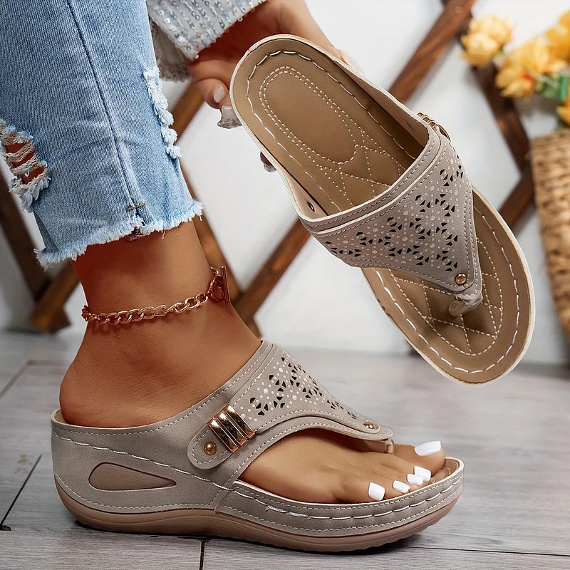 KATIARA - SANDALIAS CUÑA ELEGANTES Y CÓMODAS