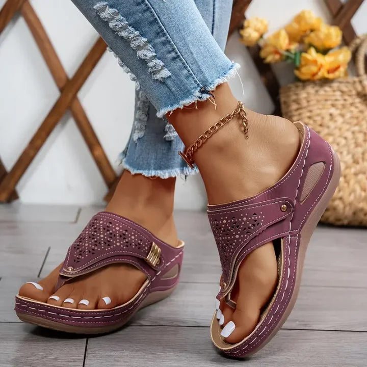 KATIARA - SANDALIAS CUÑA ELEGANTES Y CÓMODAS