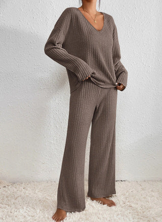 BLANCA - EL CONJUNTO MINIMALISTA DE ROPA CÓMODA