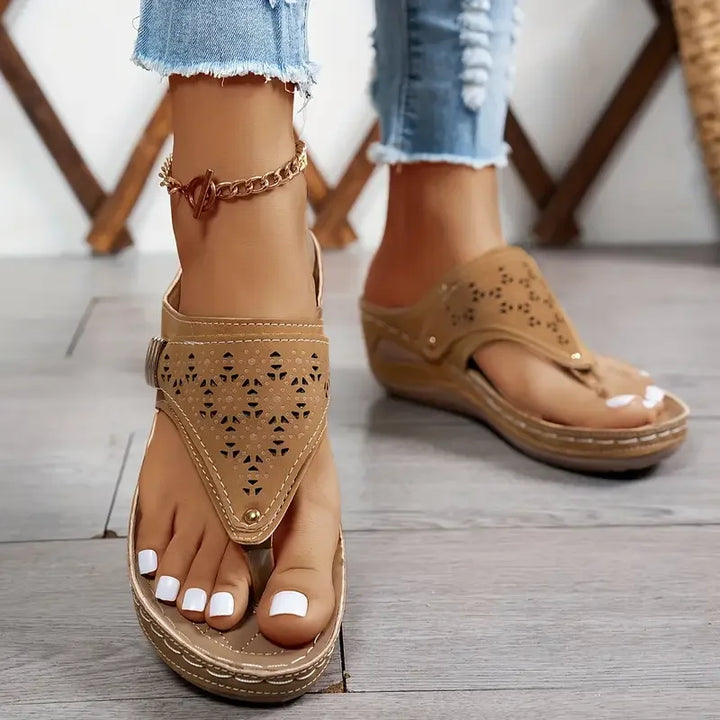 KATIARA - SANDALIAS CUÑA ELEGANTES Y CÓMODAS
