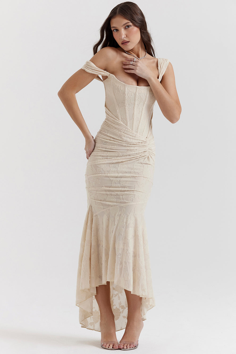 Boheme - Vestido de Noche Ajustado sin Mangas con Fruncido