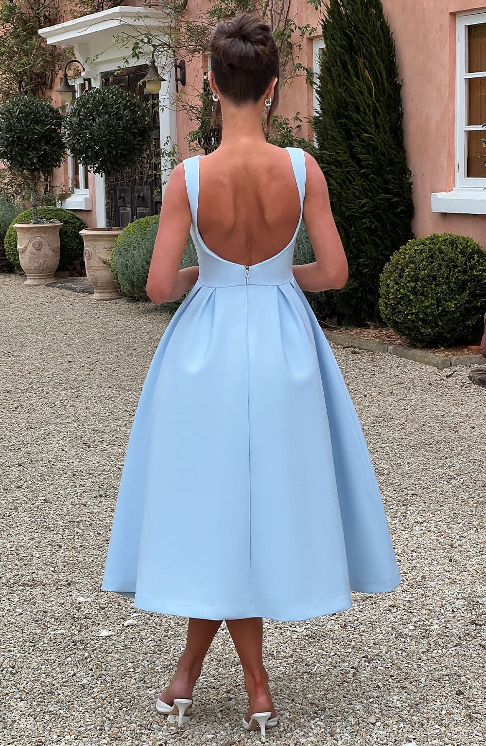 REYNA - VESTIDO DE CREPÉ DE CONTORNO DE LUJO