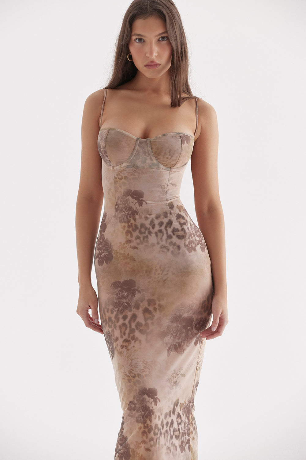 INDIGO - VESTIDO MIDI AJUSTADO CON TIRANTES Y ESTAMPADO DE LEOPARDO