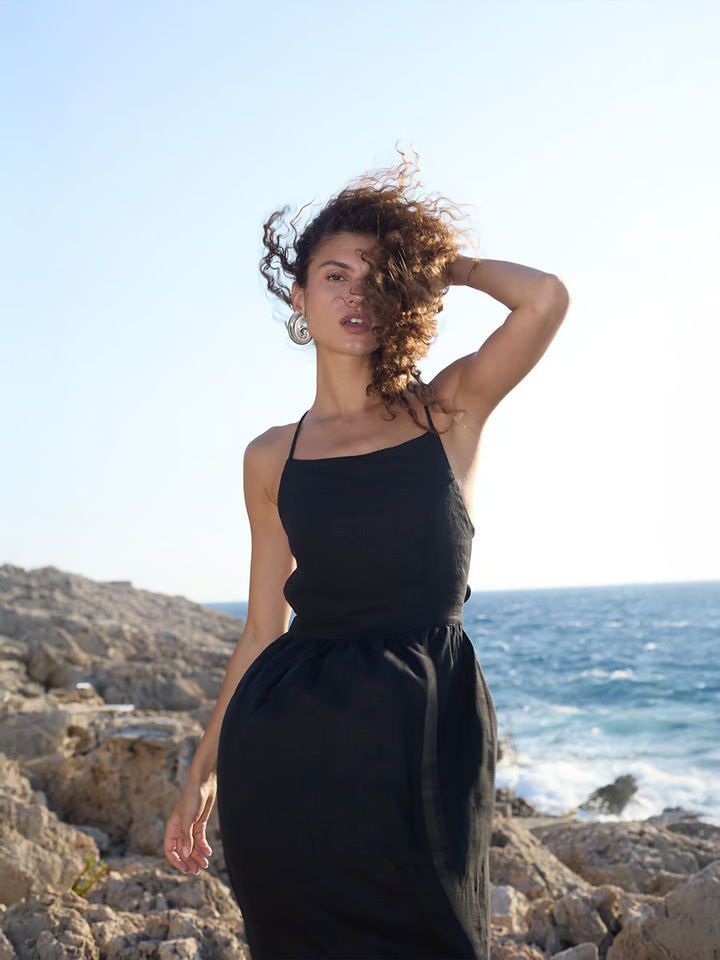 Sandi - Vestido maxi sexy sin espalda con tirantes de lazo