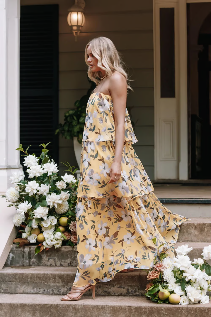 Chelsea - Vestido Maxi Estampado con Volantes y Hombros Descubiertos
