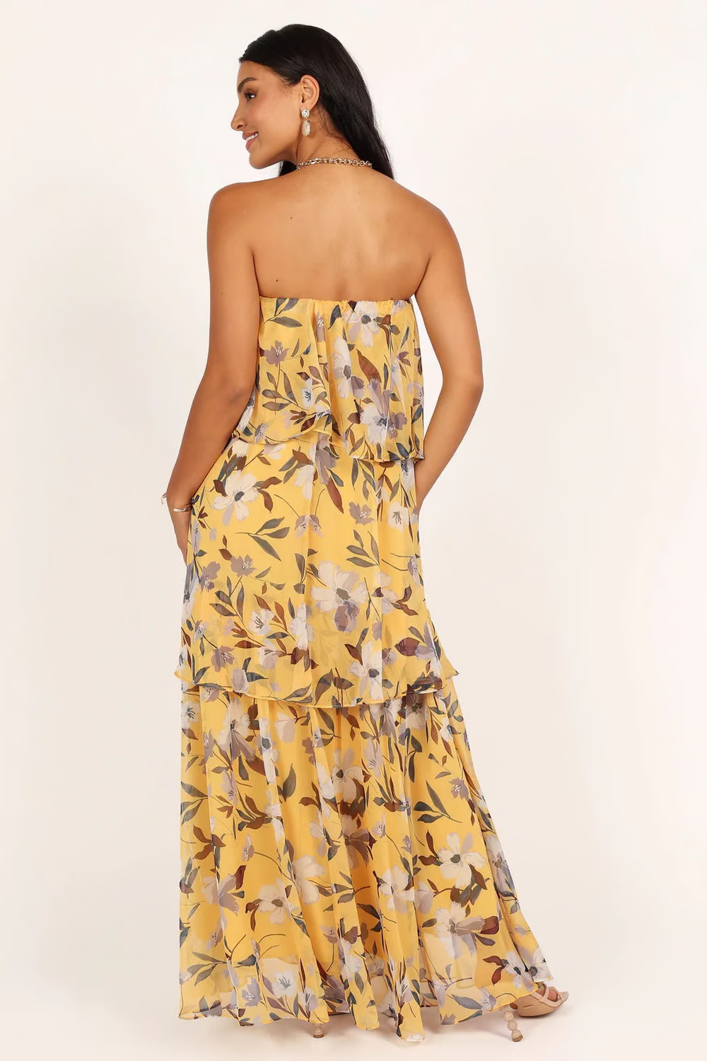 Chelsea - Vestido Maxi Estampado con Volantes y Hombros Descubiertos