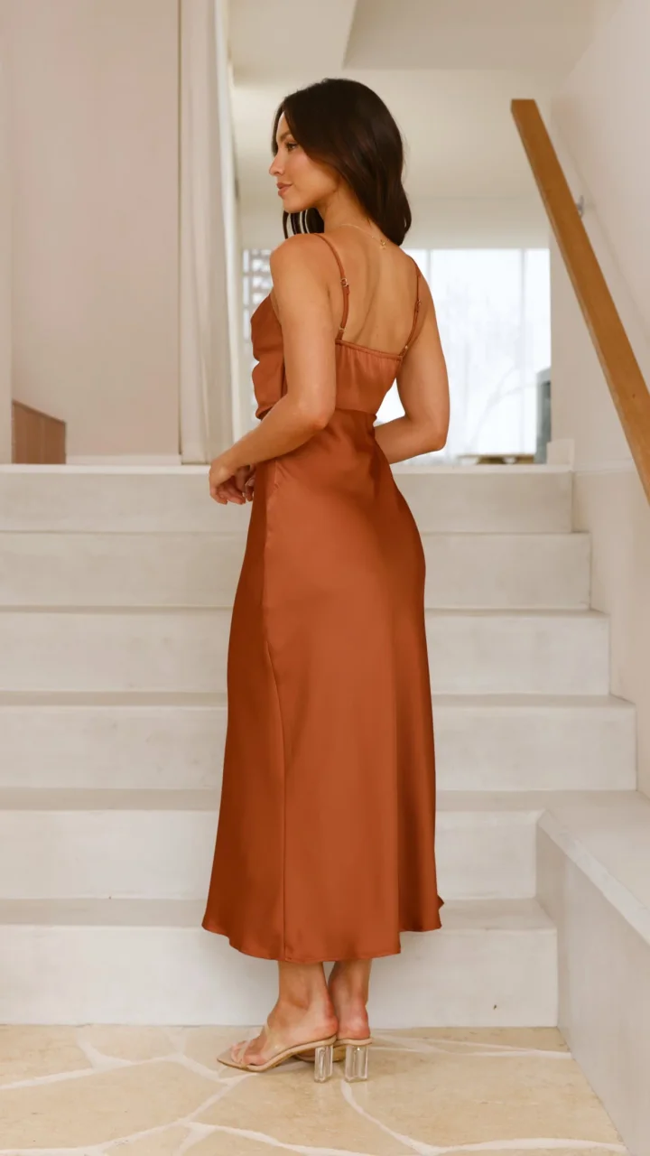 SKYLYNN - VESTIDO LARGO ELEGANTE CON TIRANTES DELGADOS