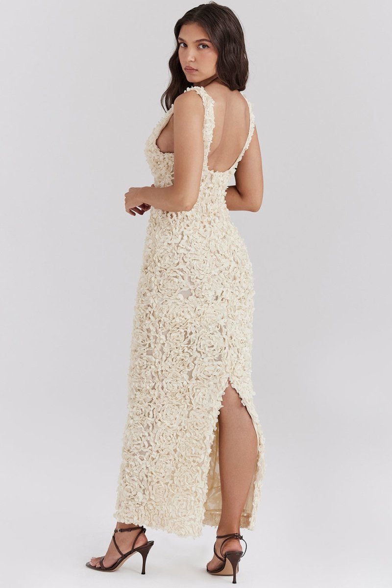 AHNA - VESTIDO LUXURIOSO DE PÉTALOS